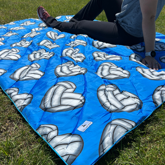 Volleyball - Indoor/Outdoor Puffy Blanket