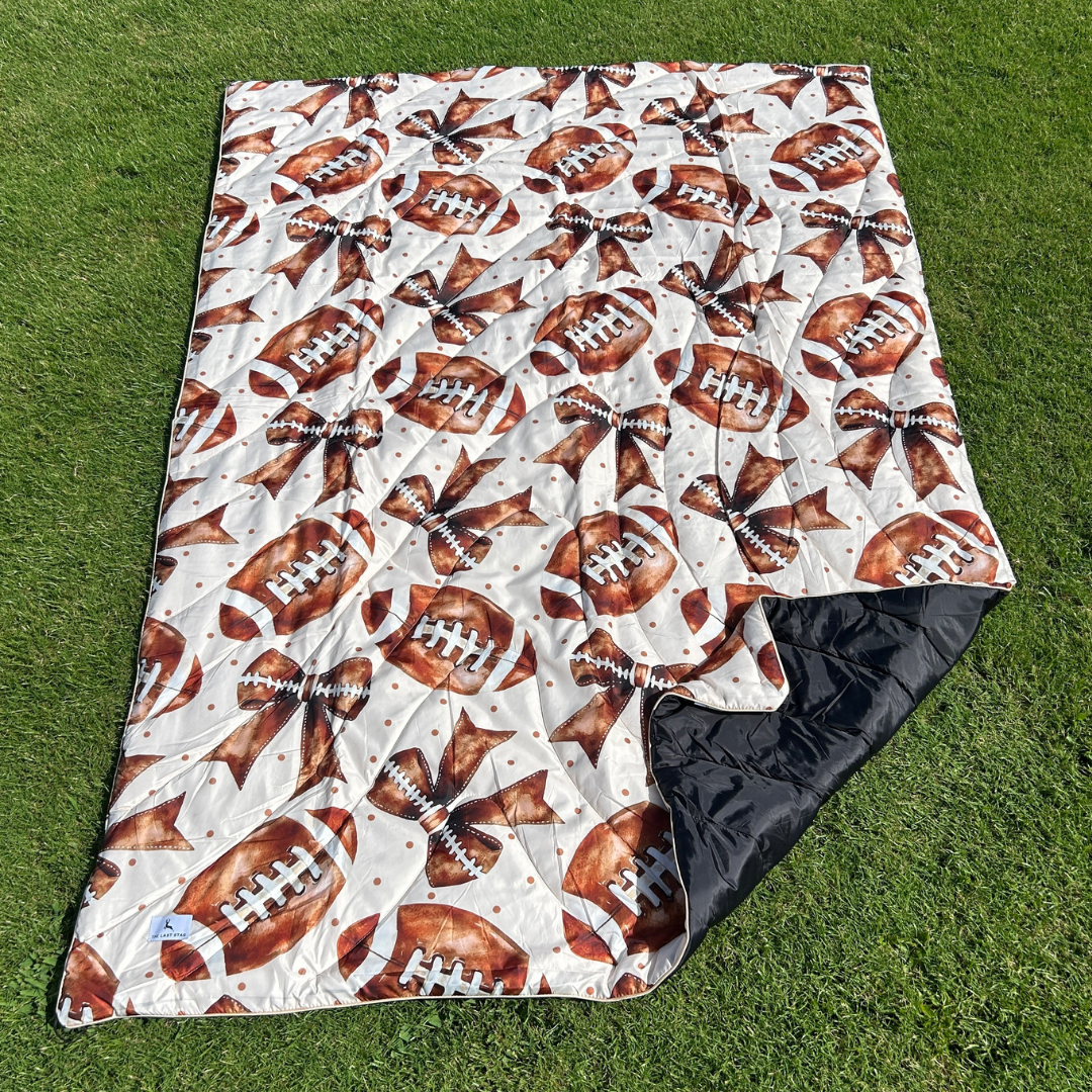 Footballs & Bows - Indoor/Outdoor Puffy Blanket