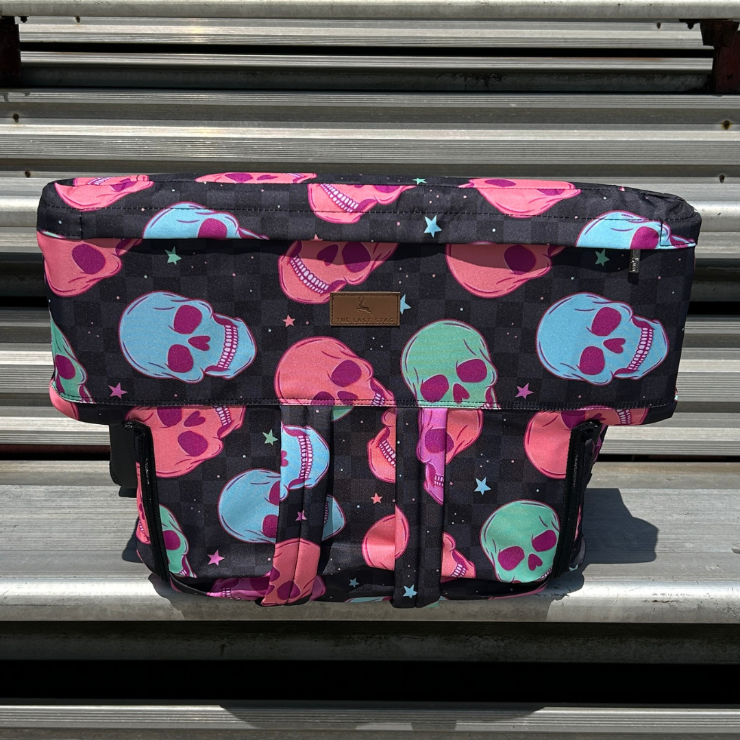 Skullz 23" Stadium Seat with Armrests