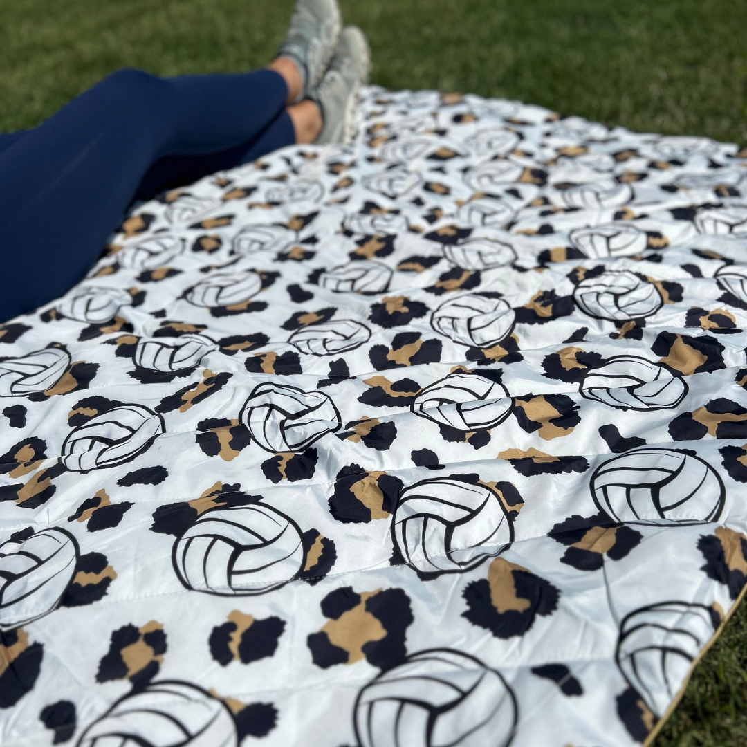 Hooded volleyball blanket online