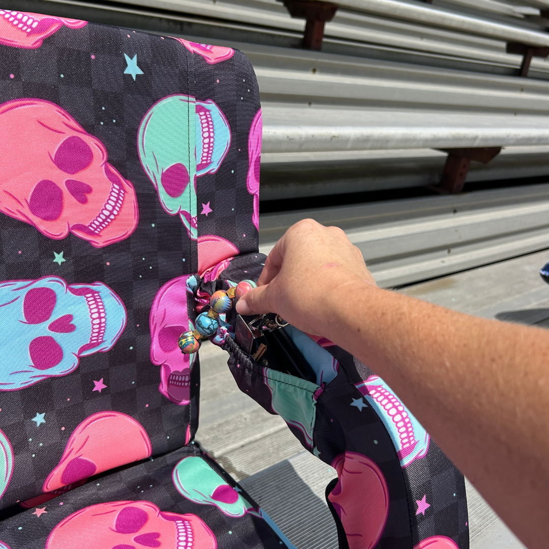 Skullz 23" Stadium Seat with Armrests