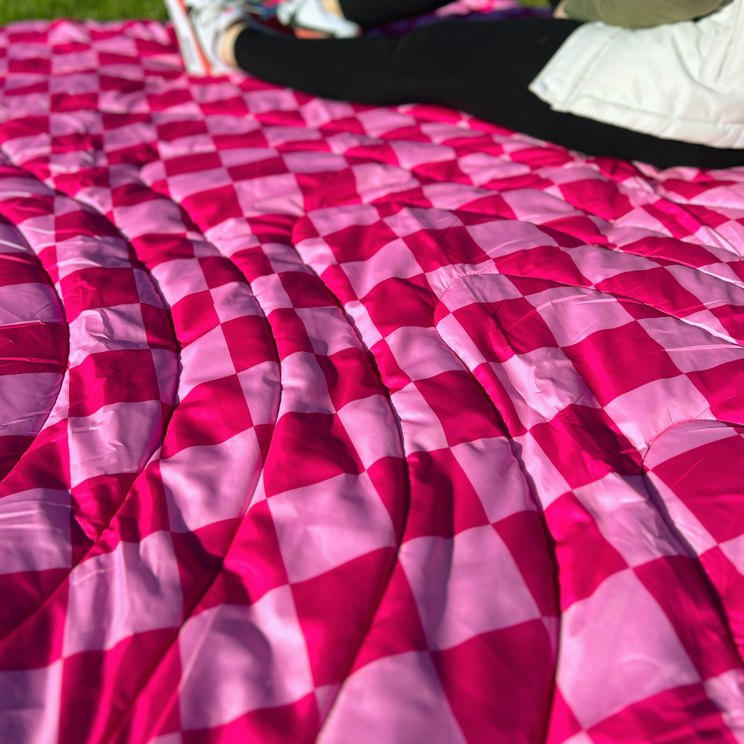 Pink and white picnic discount blanket