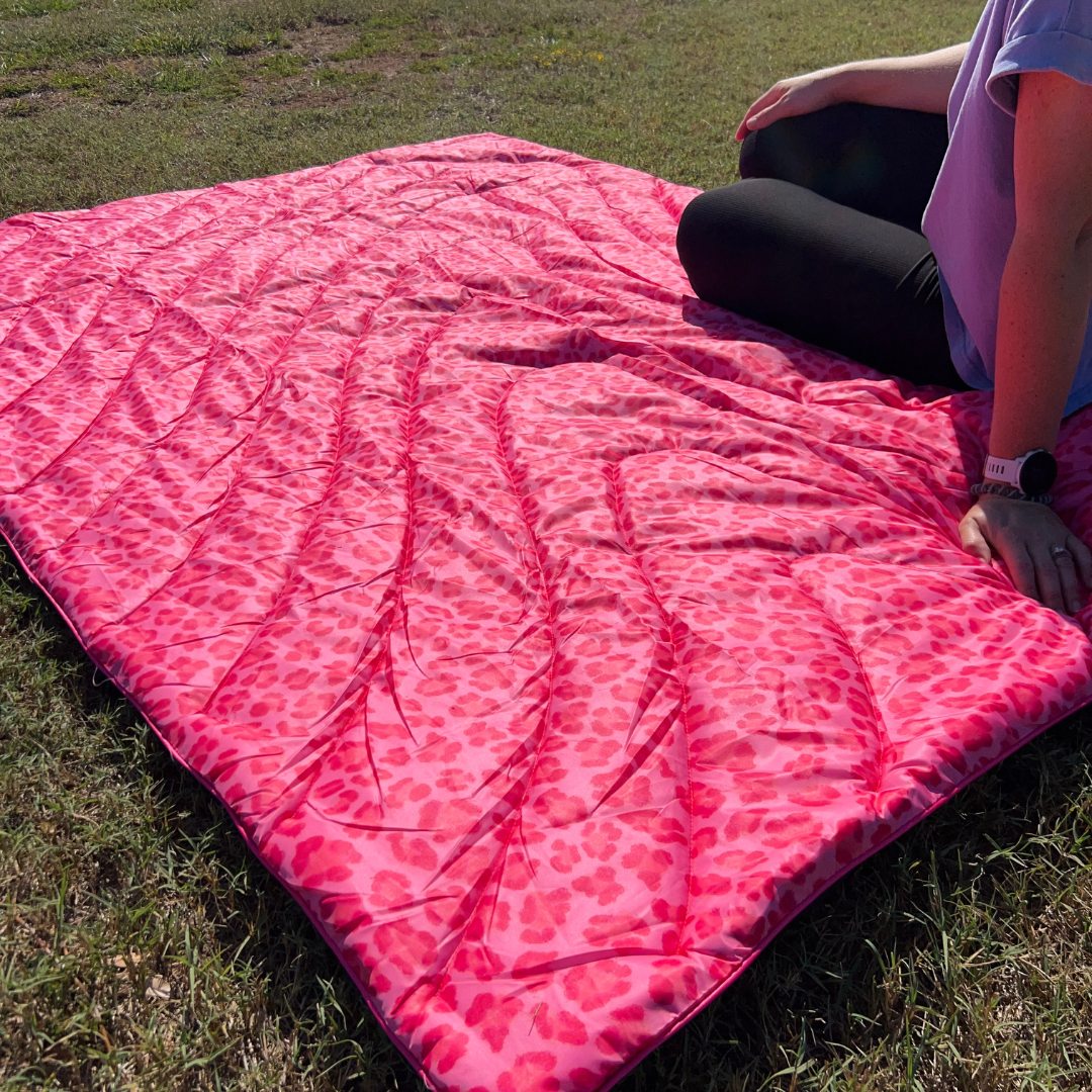 Pink Leopard - Indoor/Outdoor Puffy Blanket