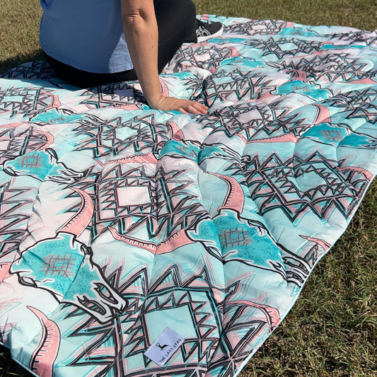 Wild West - Indoor/Outdoor Puffy Blanket