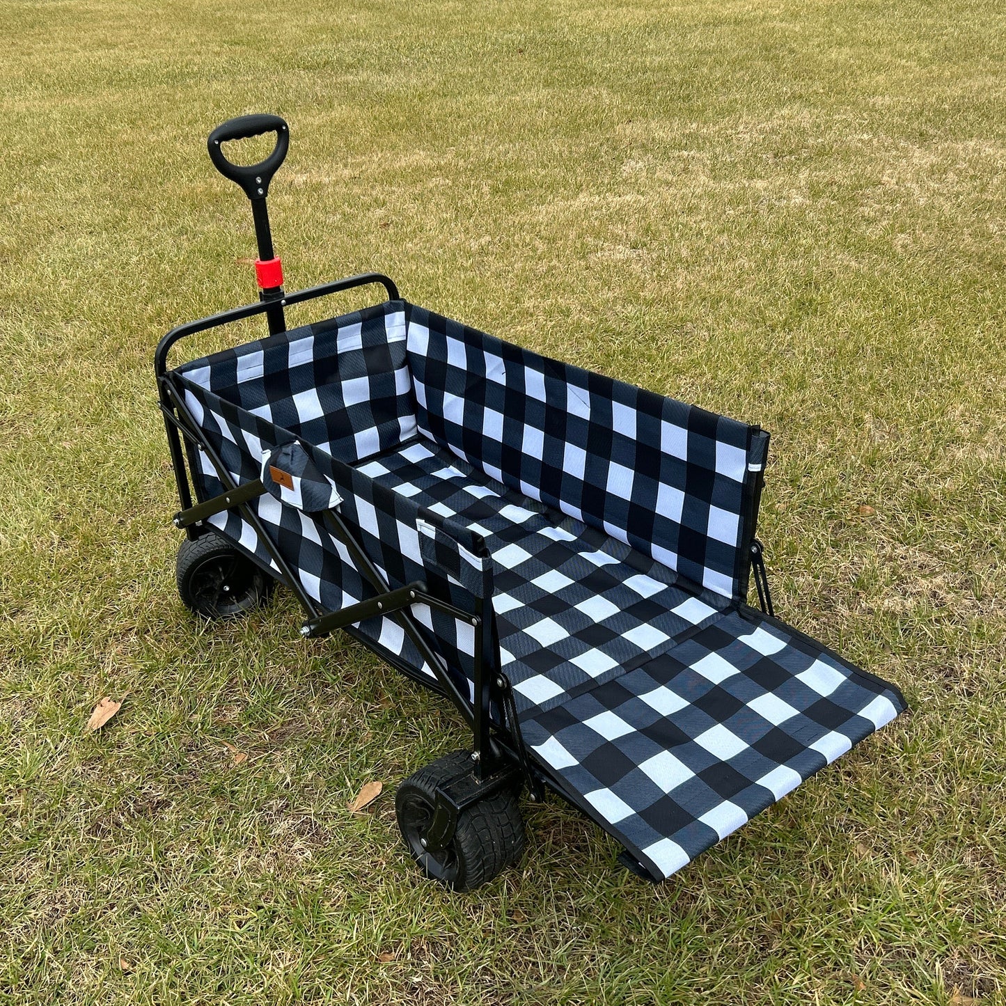 Black Buffalo Tailgate Wagon