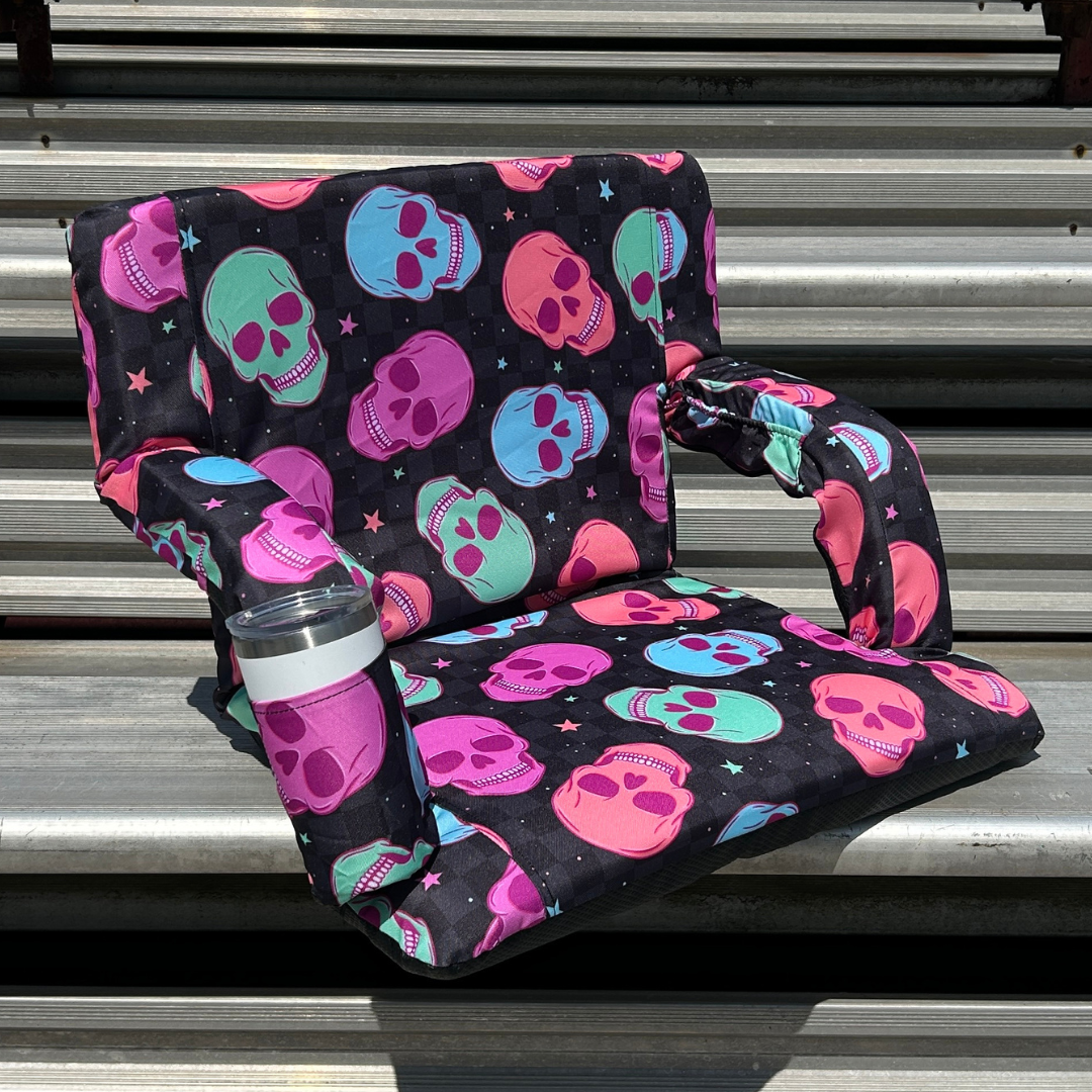 Skullz 23" Stadium Seat with Armrests