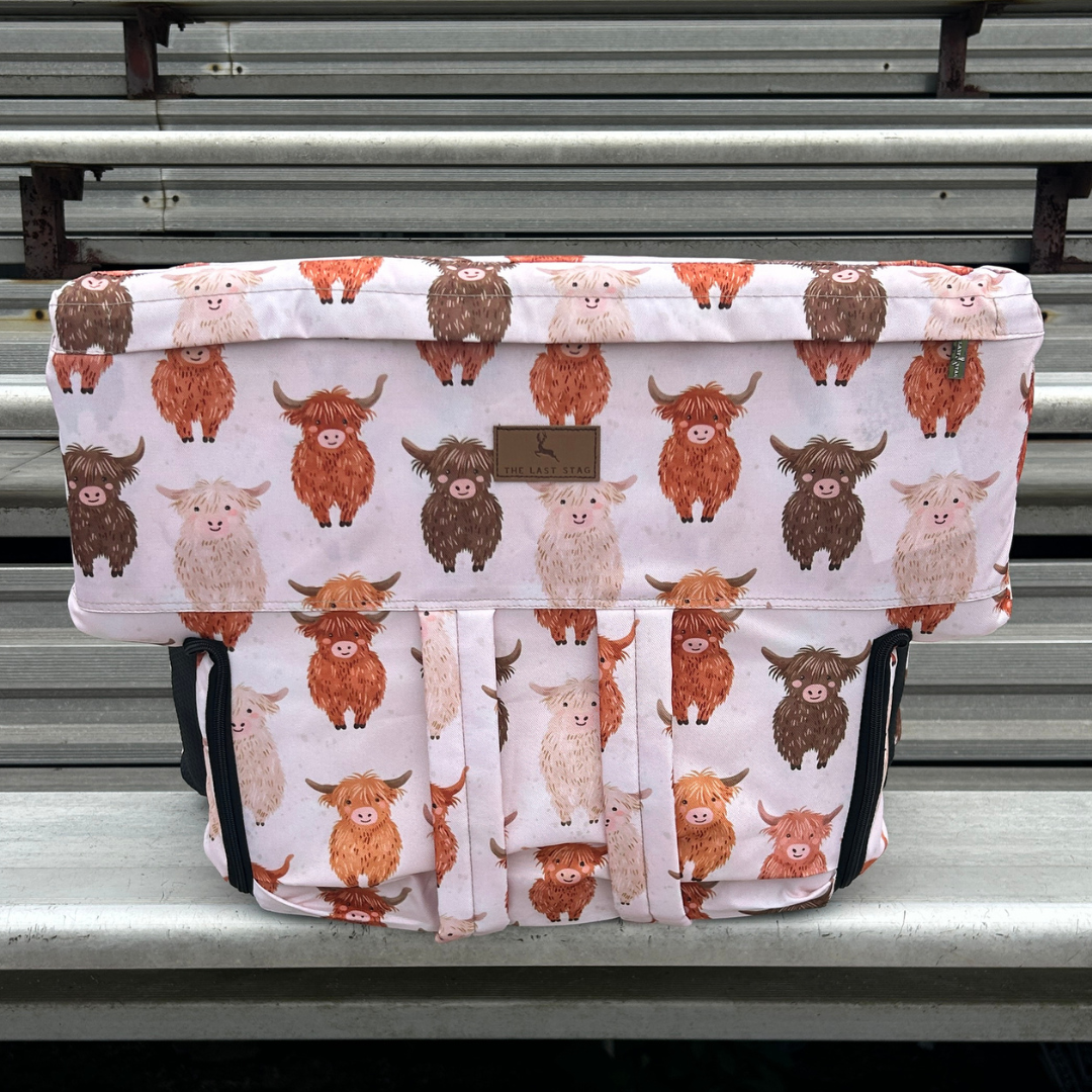 Highland Cows 23" Stadium Seat with Armrests