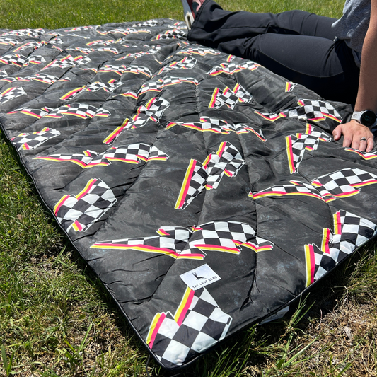 Racing Stripes - Indoor/Outdoor Puffy Blanket