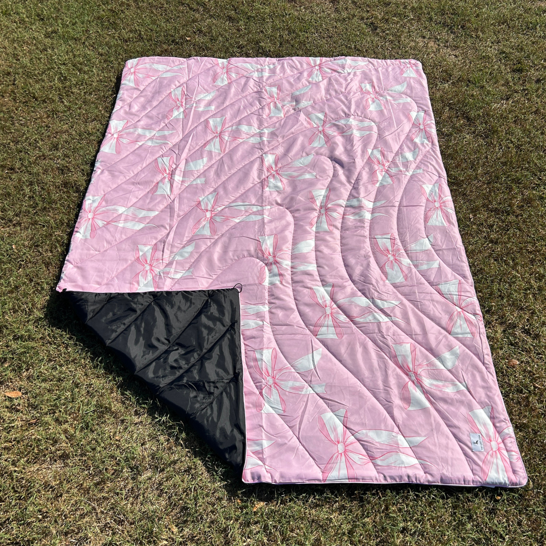 Pink Bows - Indoor/Outdoor Puffy Blanket
