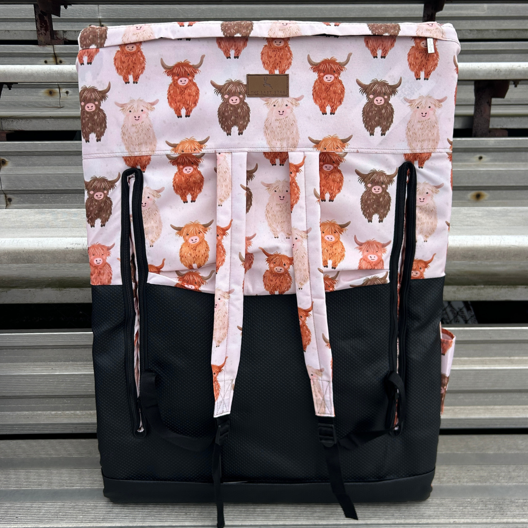 Highland Cows 23" Stadium Seat with Armrests