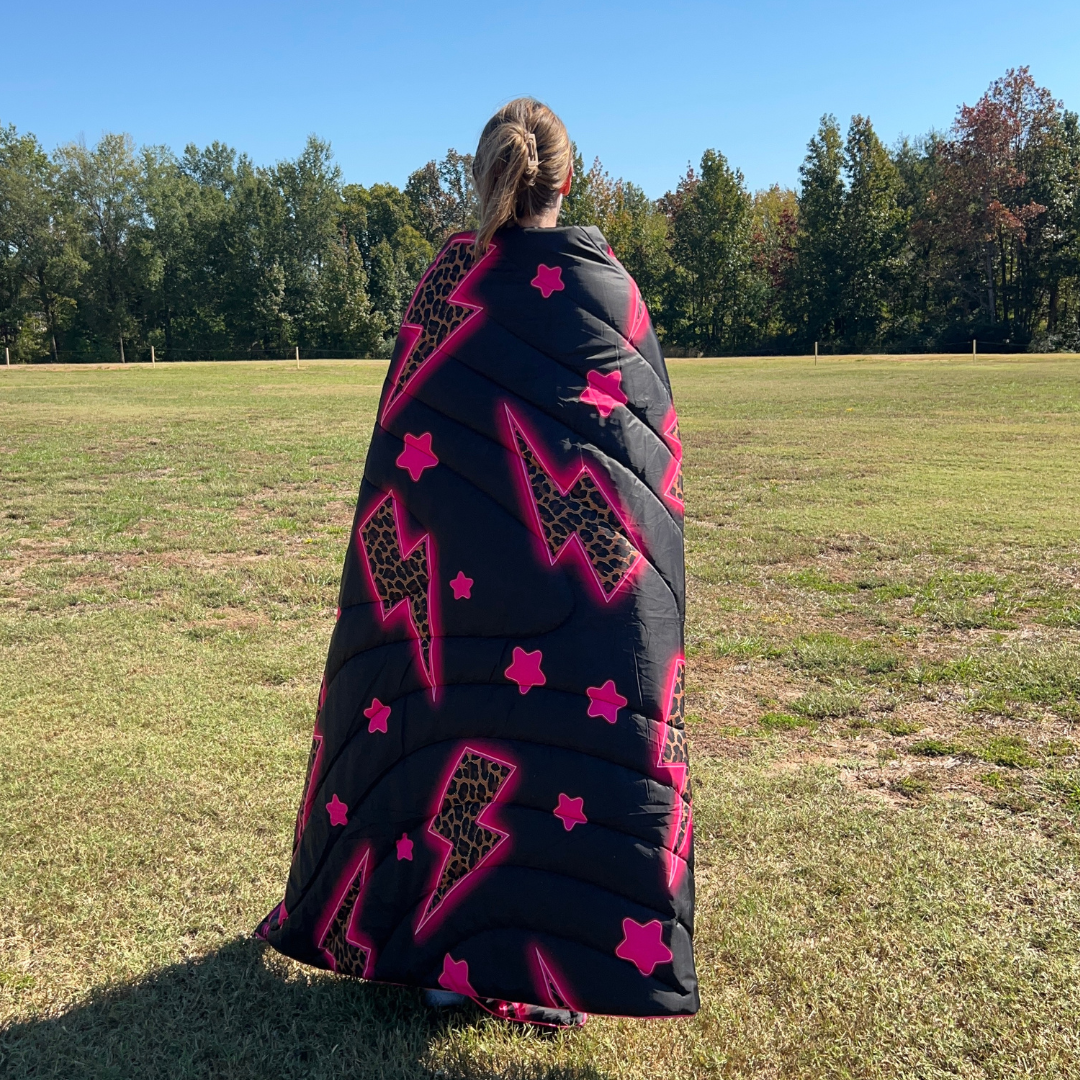 Pink Leopard Lightning Bolts - Indoor/Outdoor Puffy Blanket