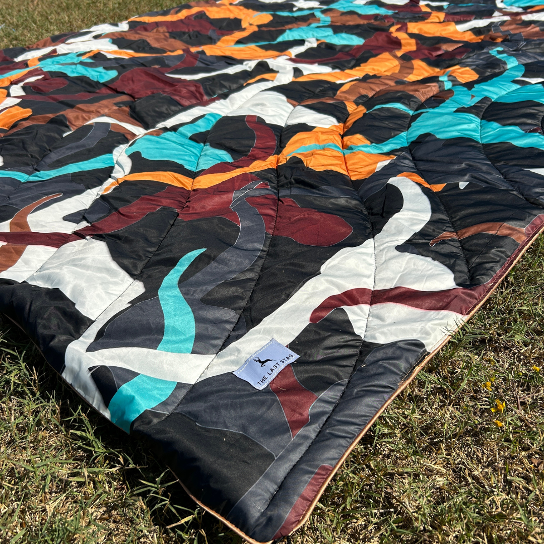 Longhorns - Indoor/Outdoor Puffy Blanket