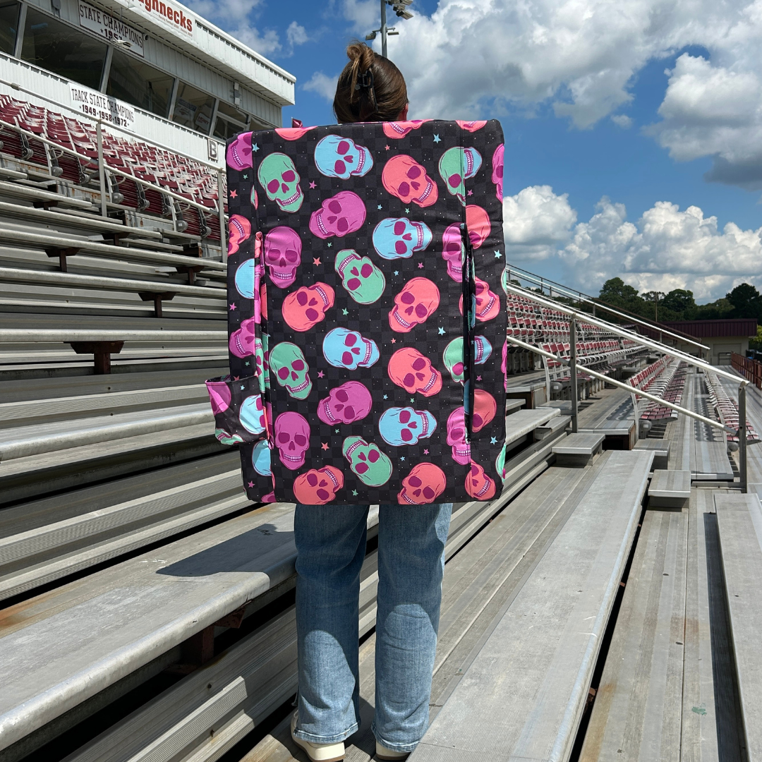 Skullz 23" Stadium Seat with Armrests