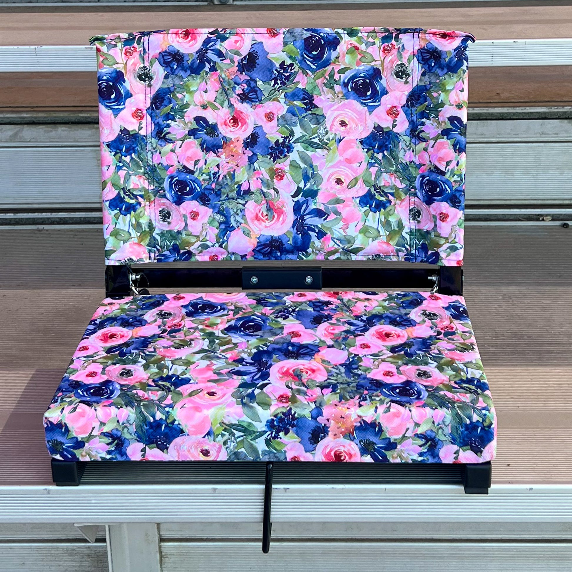 Americana Floral 23 Stadium Seat with Armrests – The Last Stag